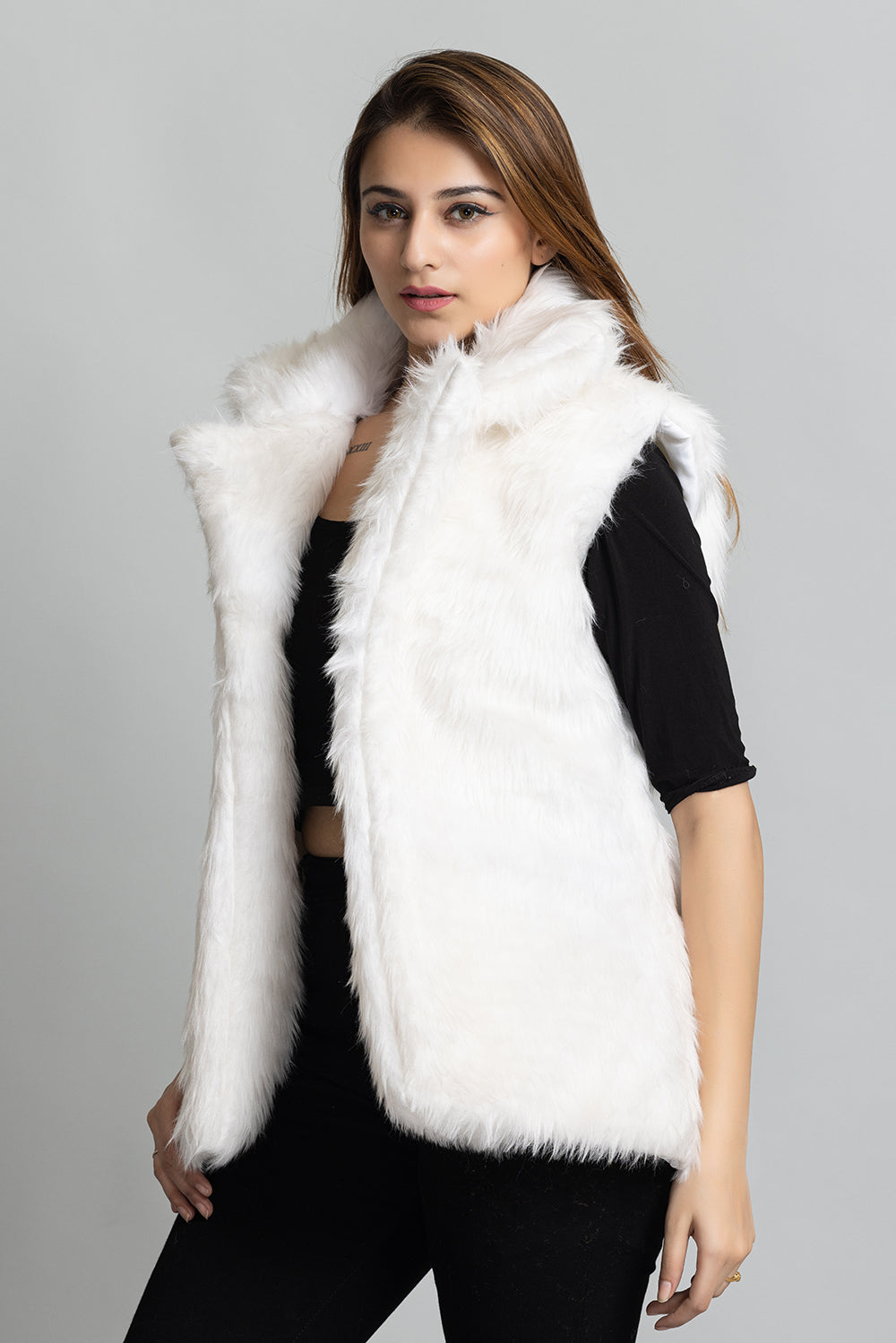 Fur Sleeveless Jacket - White